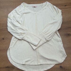 Knox Rose Cream Long Sleeve V-Neck Top